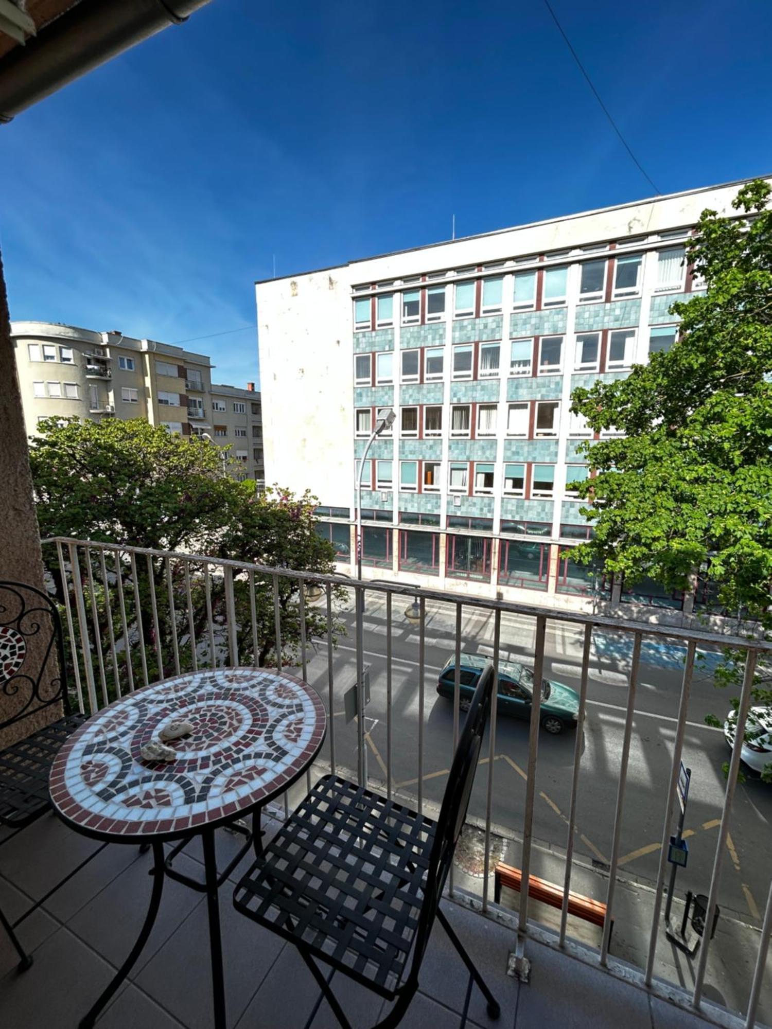 Moonlight Apartment Győr Exterior foto